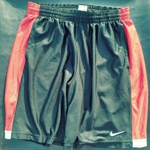 🍒Nike basketball shorts